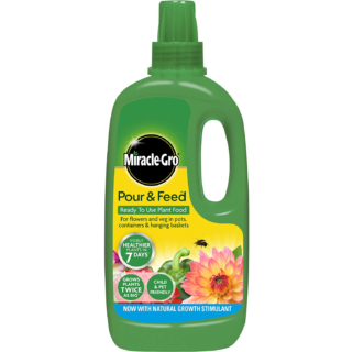 MIRACLE-GRO POUR & FEED READY TO USE PLANT FOOD 1L